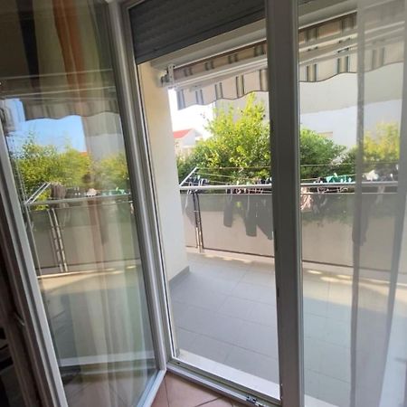 Double Bed In Studio, By The Beach Near Split Kaštela Exterior foto