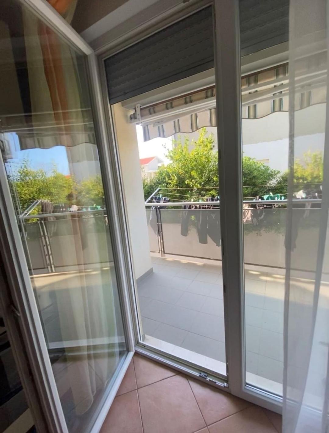 Double Bed In Studio, By The Beach Near Split Kaštela Exterior foto