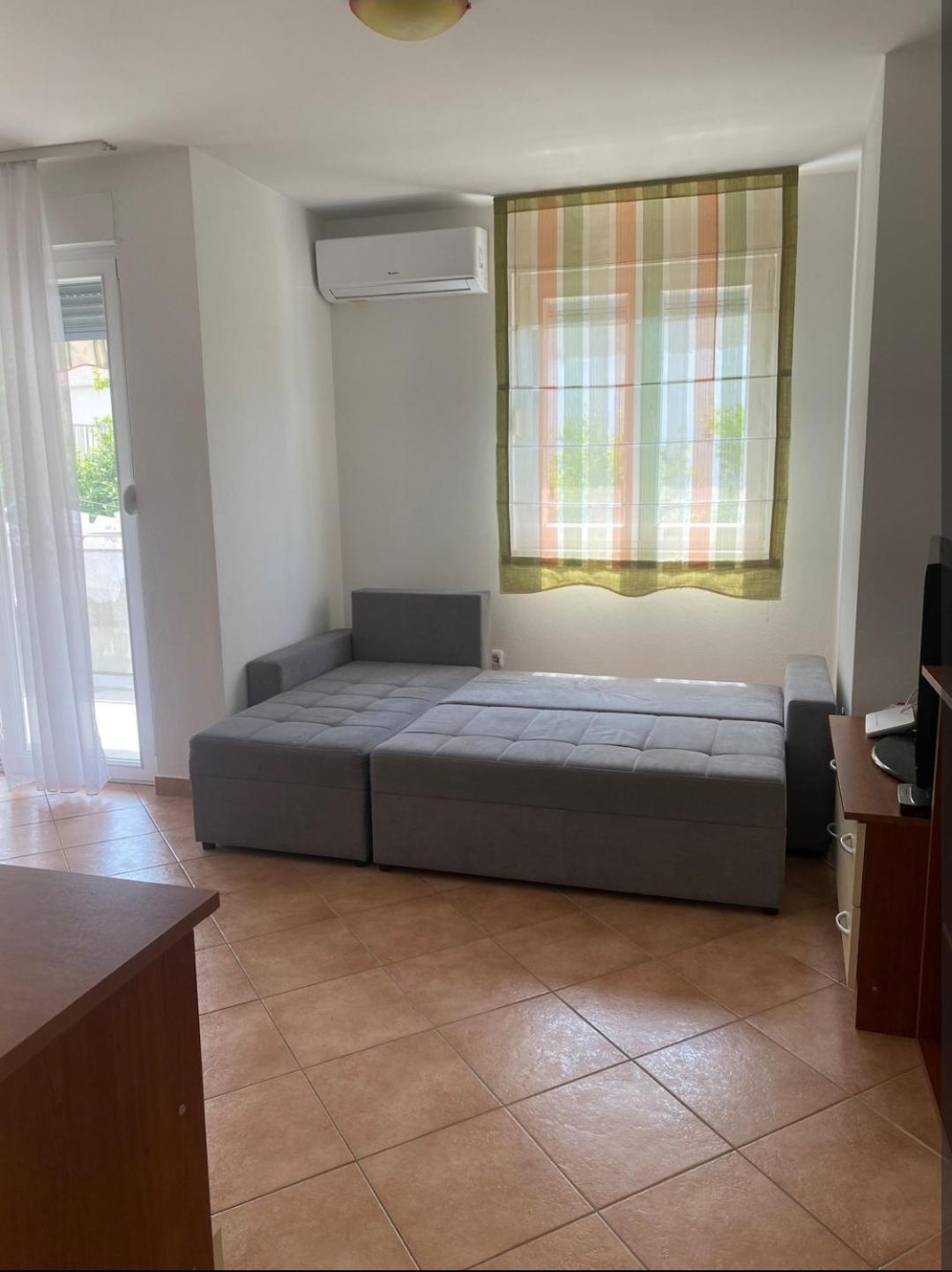 Double Bed In Studio, By The Beach Near Split Kaštela Exterior foto